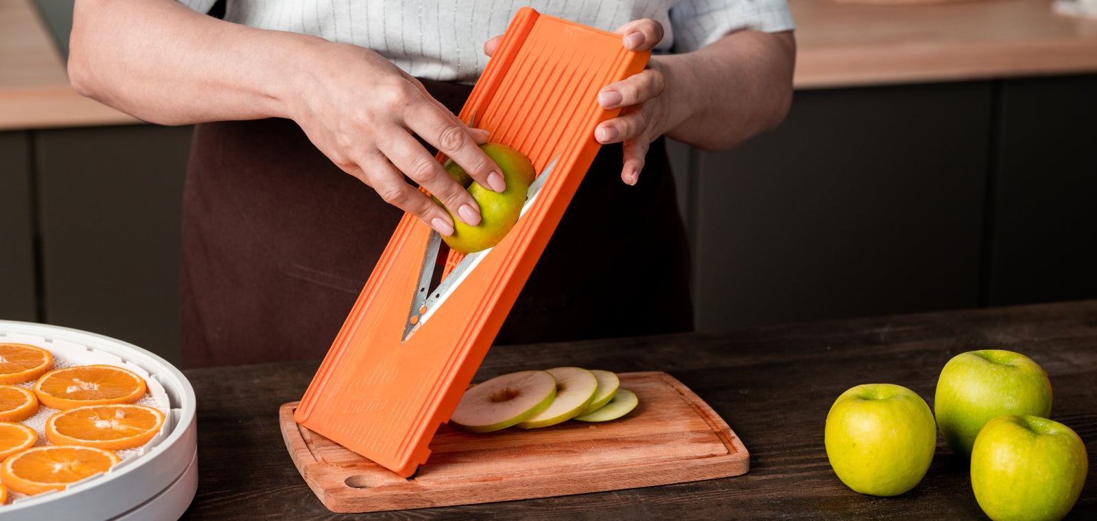 How to Use a Mandoline Slicer Without Losing a Finger