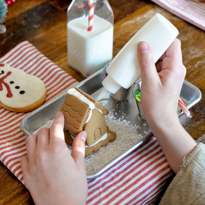 TableCraft 4 Oz. Polyethylene Clear Squeeze Bottle - 1104