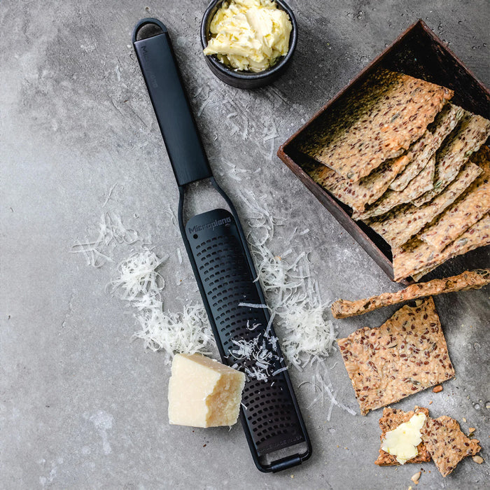 Microplane 43020 Black Sheep Series High Precision Zester – Black