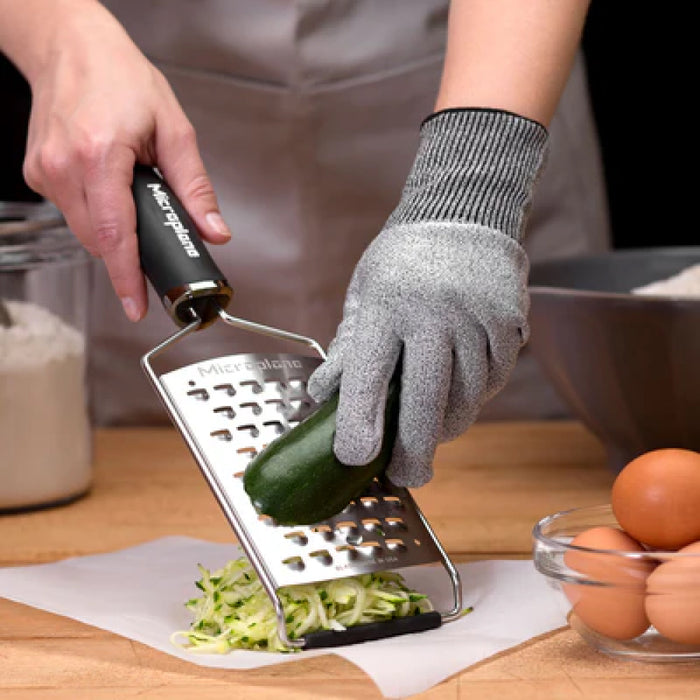 Microplane 45011 Gourmet Series Ultra Coarse Grater