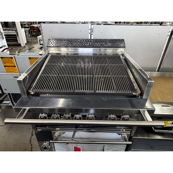 (SHOWROOM MODEL) Garland C36-ARR 36" Cuisine Series Cast-Iron Natural Gas Radiant Charbroiler Range with Standard Oven - 148,000 BTU