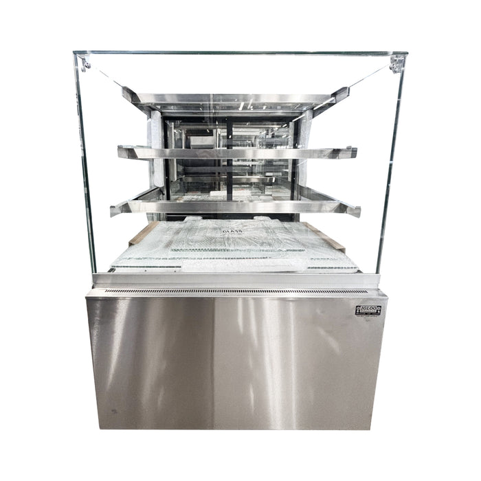 Igloo 36" Straight Glass Refrigerated Pastry Display Case - CUCRP3