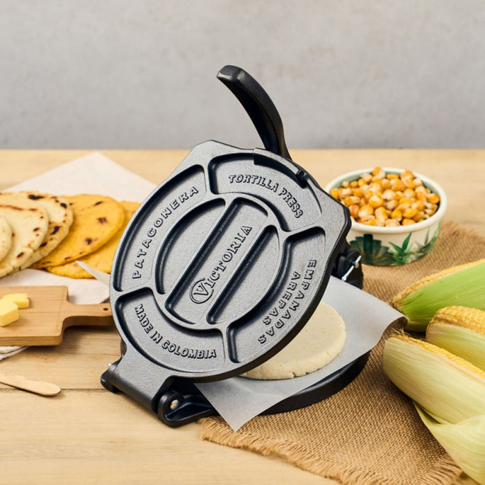 Danesco 6236997BK 8" Black Cast Iron Tortilla Press