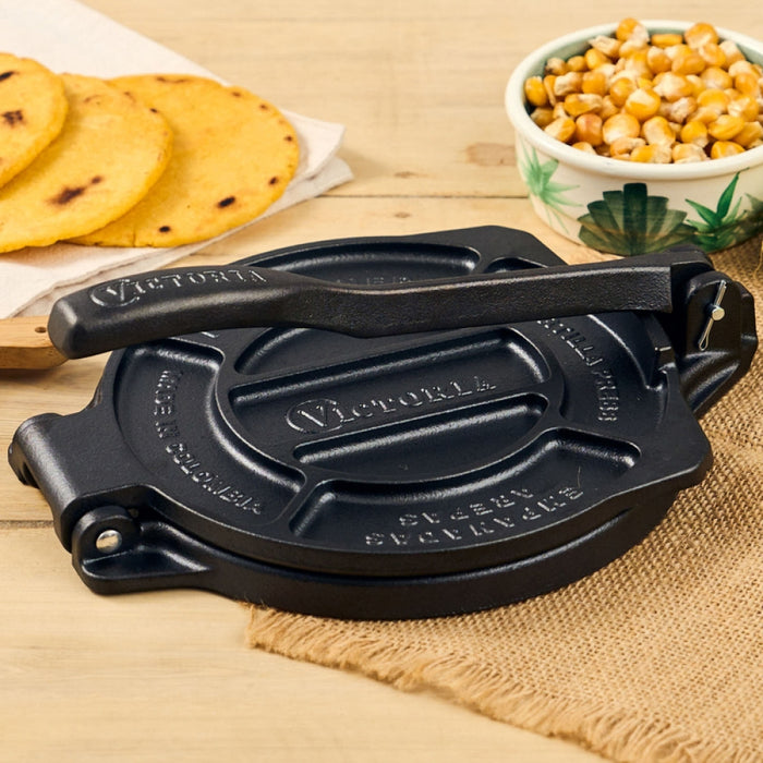 Danesco 6236997BK 8" Black Cast Iron Tortilla Press