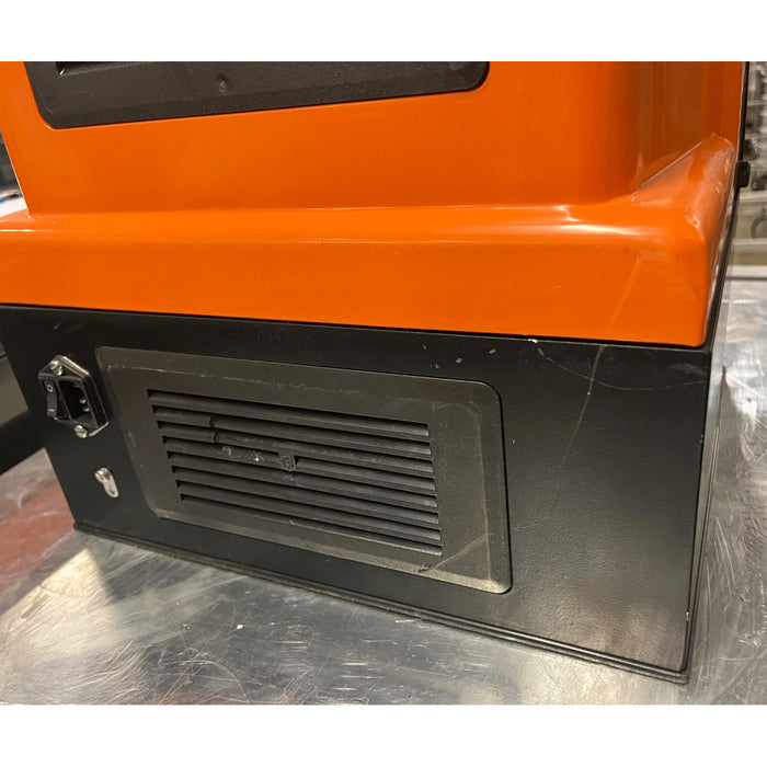 (DEMO) Zumoval Minimax Compact Citrus Juicer - 15 Fruits/Minute - 39517