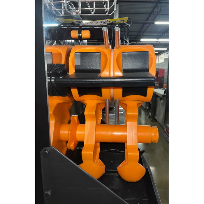 (DEMO) Zumoval Minimax Compact Citrus Juicer - 15 Fruits/Minute - 39517