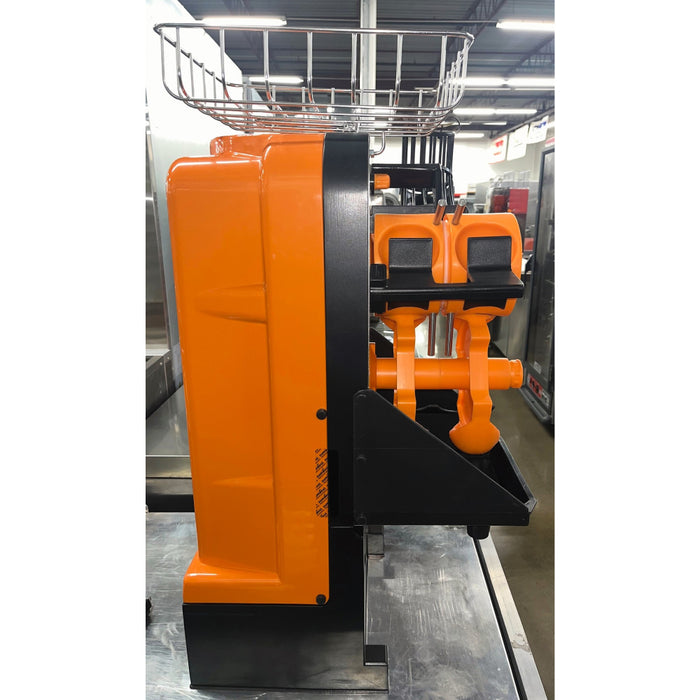 (DEMO) Zumoval Minimax Compact Citrus Juicer - 15 Fruits/Minute - 39517