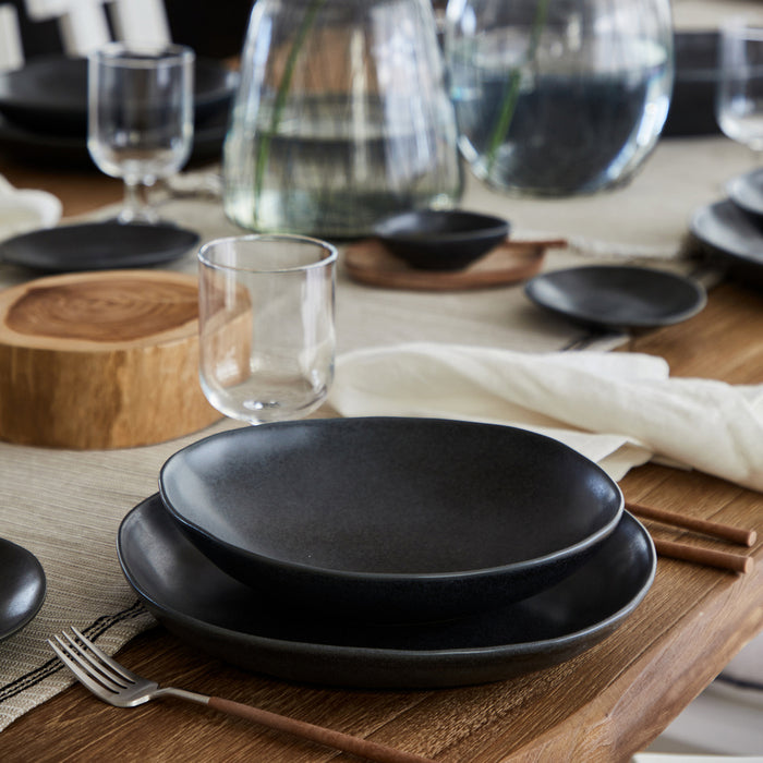 Costa Nova 9.25" Livia Matte Black Round Stoneware Pasta Bowl - 6/Case - GOP231-BLK