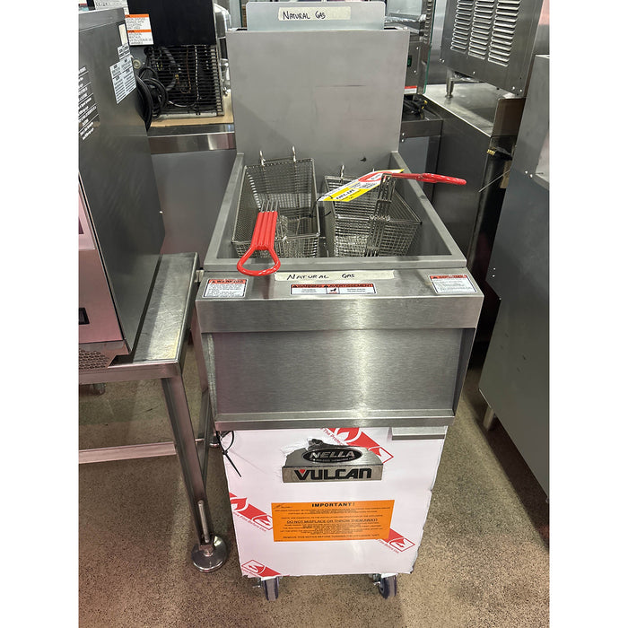 (SHOWROOM MODEL) Vulcan 1GR45M-2 45 Lb. Liquid Propane Floor Fryer - 120,000 BTU
