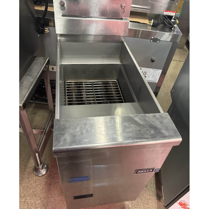 (USED) Pitco SG14S 40 Lb. Natural Gas Floor Fryer - 110,000 BTU