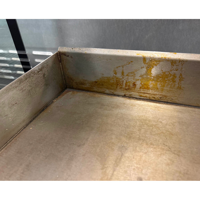 (USED) Vulcan VCRG36-T Restaurant Series 36" Natural Gas Griddle With Thermostatic Control - 75,000 BTU