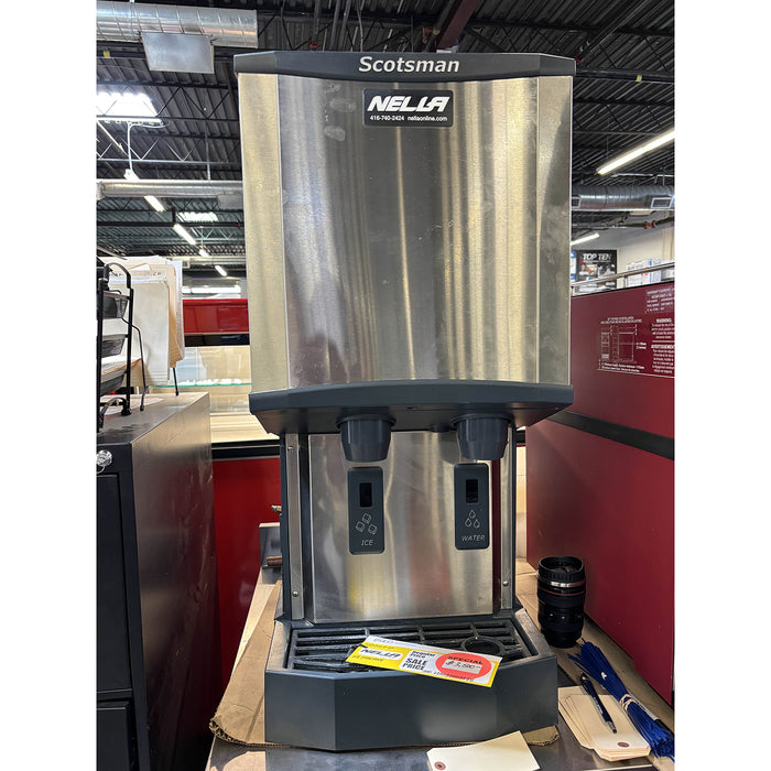 (USED) Scotsman HID312A-1 16" Meridian Touch-Free Air Cooled Countertop Nugget Ice Machine and Water Dispenser - 260 Lbs.