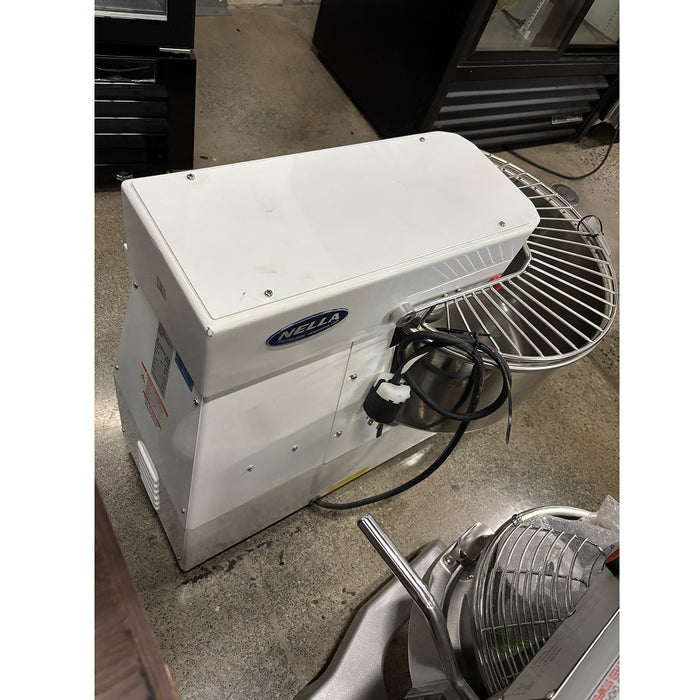 (USED) Nella 46 Qt. Spiral Dough Mixer with Fixed Head - 2 hp, 208V - 41548