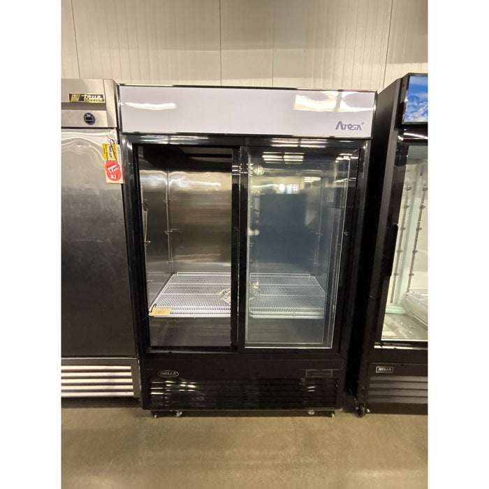 (USED) Atosa MCF8727 54" Bottom Mount 2 Sliding Glass Door Refrigerated Merchandiser - 44.9 Cu. Ft.