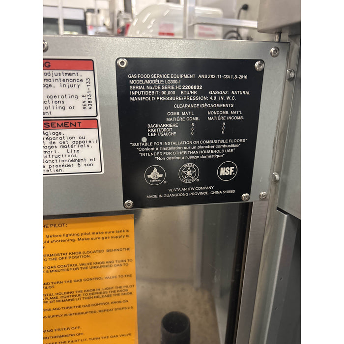 (USED) Vulcan LG300 35-40 Lb. Natural Gas Floor Fryer - 90,000 BTU