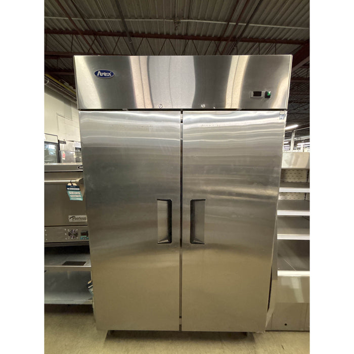 (USED) Atosa MBF8005 51" Top Mount Solid 2-Door Reach-In Refrigerator - 43.20 Cu. Ft.