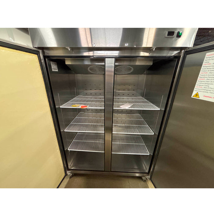 (USED) Atosa MBF8005 51" Top Mount Solid 2-Door Reach-In Refrigerator - 43.20 Cu. Ft.