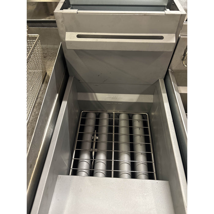 (USED) Vulcan LG400 45-50 Lb. Natural Gas Floor Fryer - 120,000 BTU