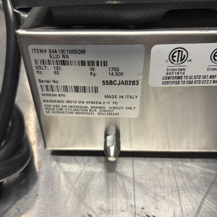 (SCRATCH & DENT) Nella 10" x 9" Ribbed Sandwich Grill 120V - 11375