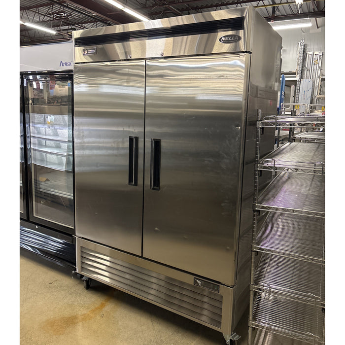 (SCRATCH & DENT) EFI C2-54VC 54" Bottom Mount Solid 2-Door Stainless Steel Reach-In Refrigerator - 44.8 Cu. Ft.