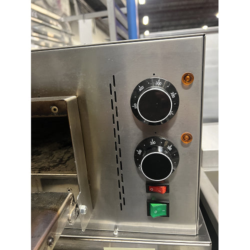 (USED) Nella 23" Single Chamber Compact Series Pizza Oven - 110V, 2.3kW - 46724