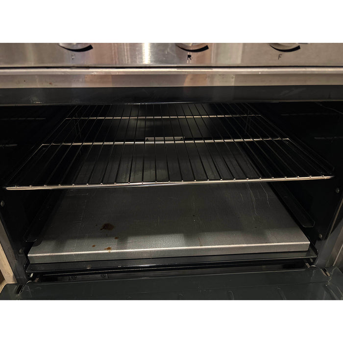 (USED) Imperial IR-6-E 36" Electric 6-Burner Plate Commercial Range With Standard Oven - 208V, 3 Ph