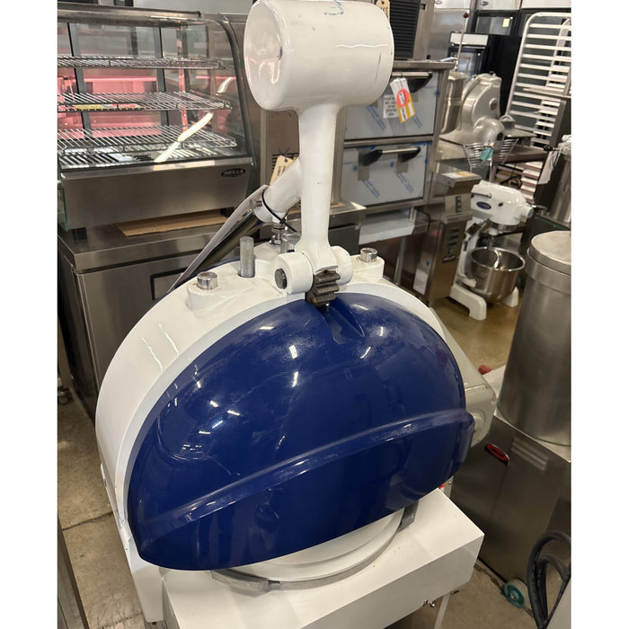 (SCRATCH & DENT) Doyon DSA336 36 Portions Dough Divider - 1200 Pieces/Hour