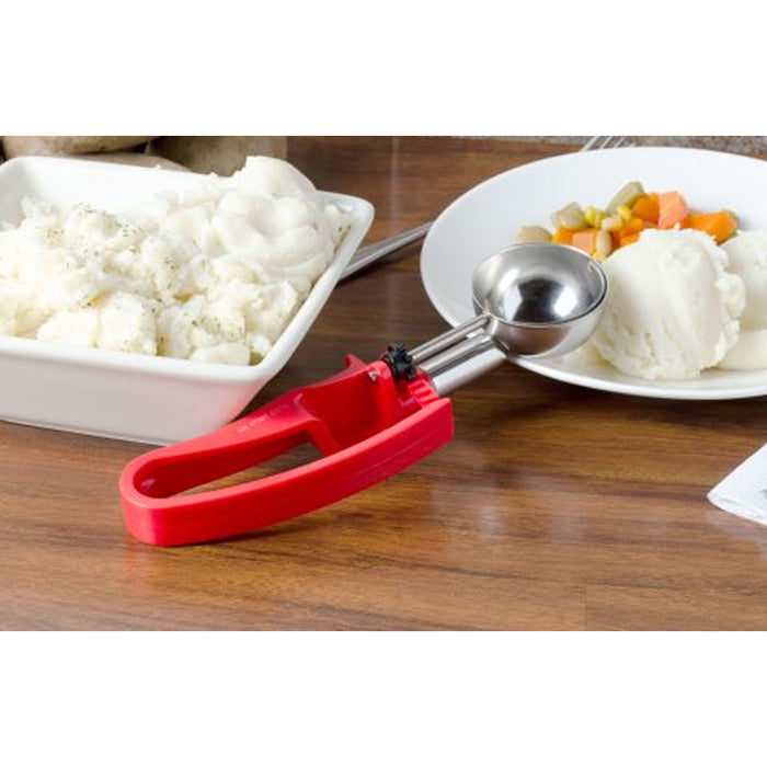 Vollrath 47397 1.5 Oz. Jacob's Pride #24 Red Squeeze Disher