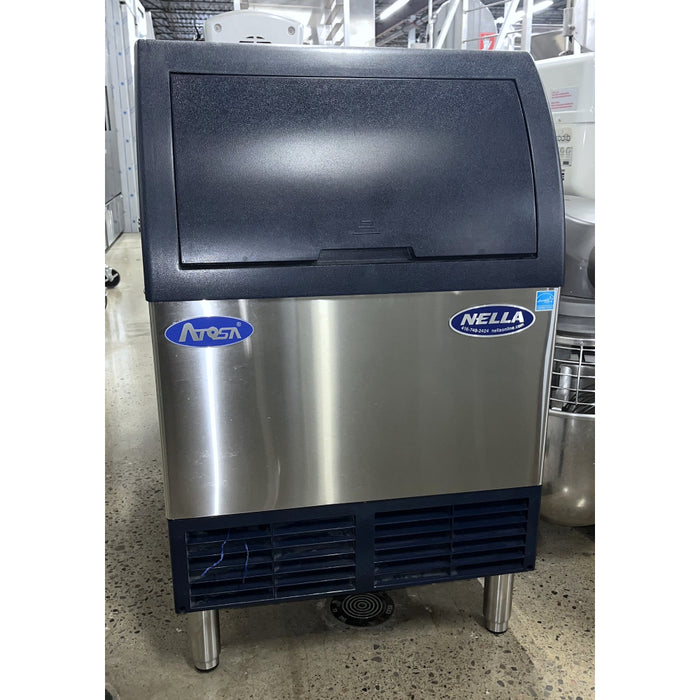 (DEMO) Atosa YRU0280A-161 24.25" Air Cooled Undercounter Half-Diced Cube Ice Machine - 280 Lbs.