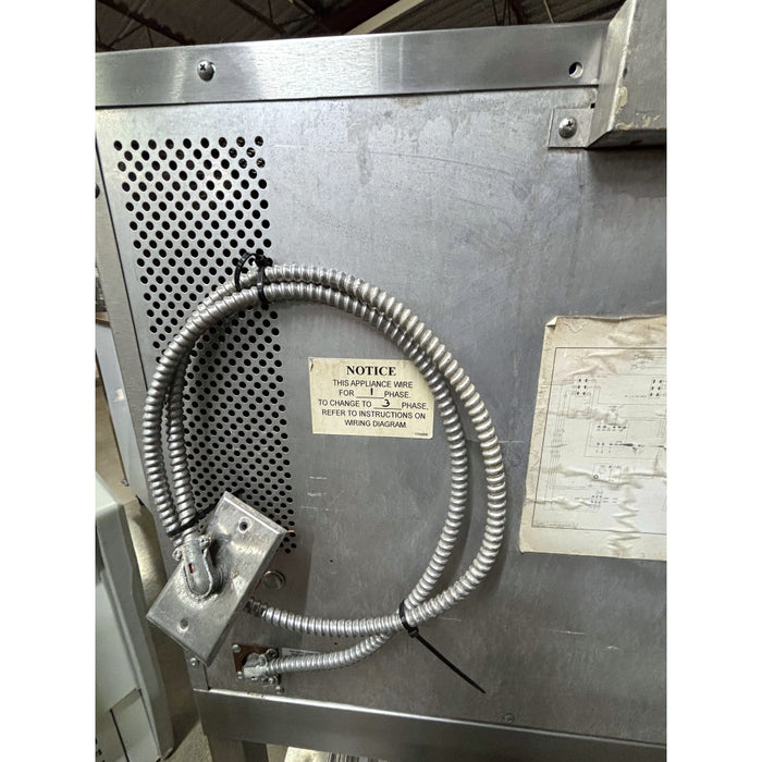 (USED) Garland MCO-E-5-C 15.5" 208V/3PH Half-Size Electric Convection Oven with Analog Control