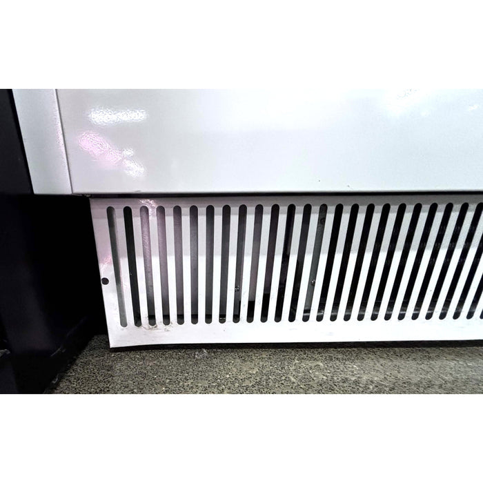 (USED) Turbo Air TOM-50SEW-N 51" White Refrigerated Vertical Open Air Curtain Merchandiser - 21.3 Cu. Ft.