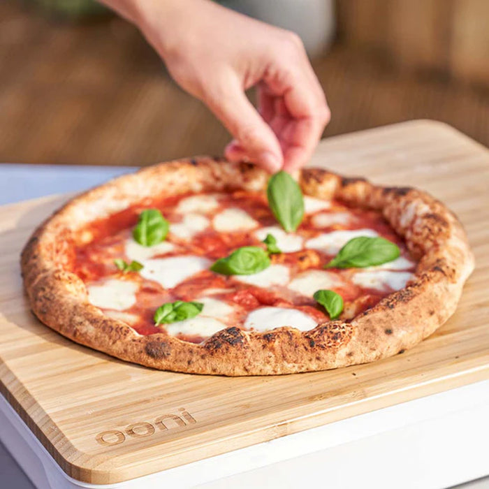 Ooni 16.7" x 12.8" Bamboo Pizza Prep Lid / Working board - UU-P2C300