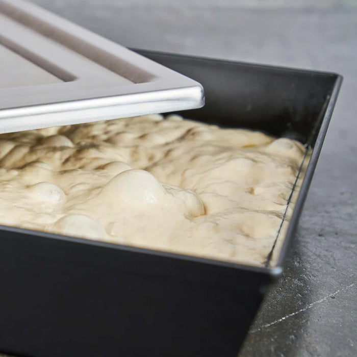 Ooni 9" x 6" Rectangular Small Detroit-Style Pizza Pan - UU-P26300