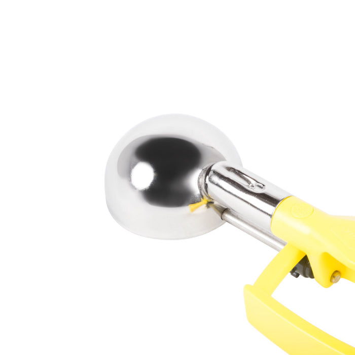 Vollrath 47396 1.8 Oz. Jacob's Pride #20 Yellow Squeeze Disher