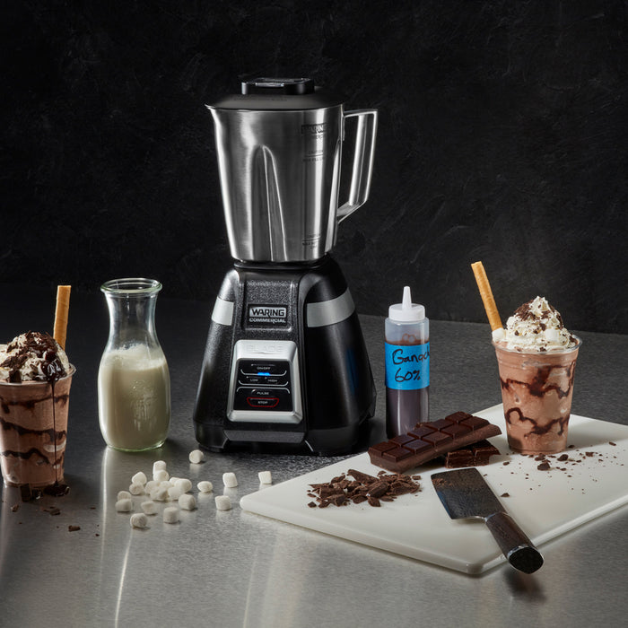Waring Commercial BB320S 48 Oz. Stainless Steel Blender with Electronic Touchpad Control - 120V/820W