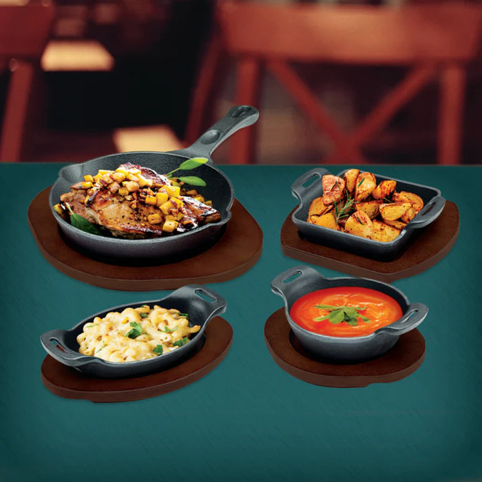 Winco CAST-8 8" FireIron Cast Iron Skillet