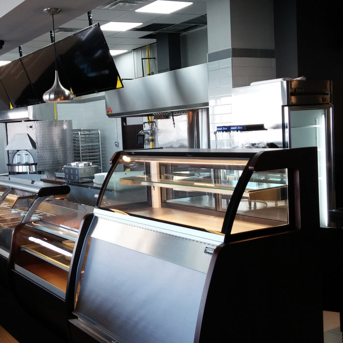 Igloo 56" Dual Duty Refrigerated Pastry Display Case - JMRTGGP4