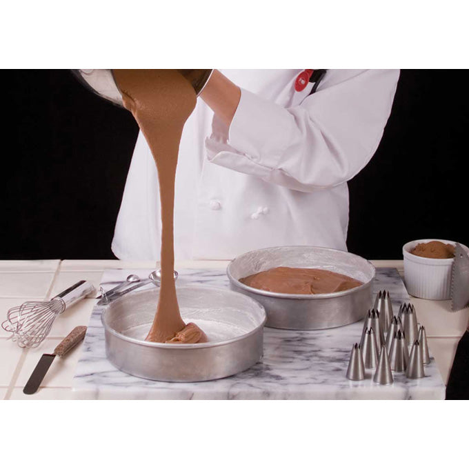 Winco ACP-092 9" x 2" Aluminum Layer Cake Pan