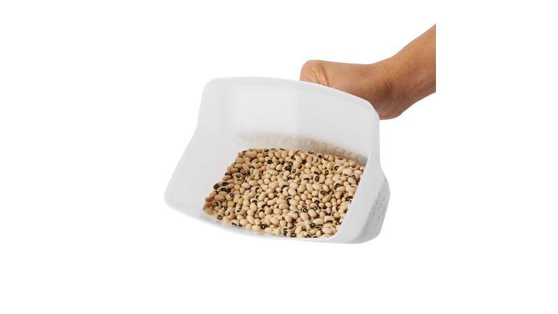 Rubbermaid FG288500WHT 64 Oz. Multi-purpose Scoop - White