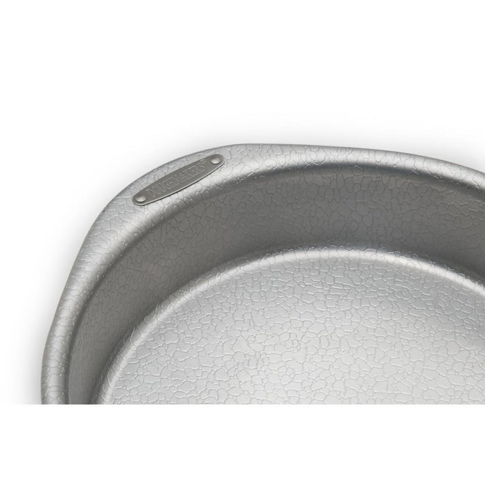 Doughmakes 10221 9" Round Aluminum Cake Pan - Nella Online