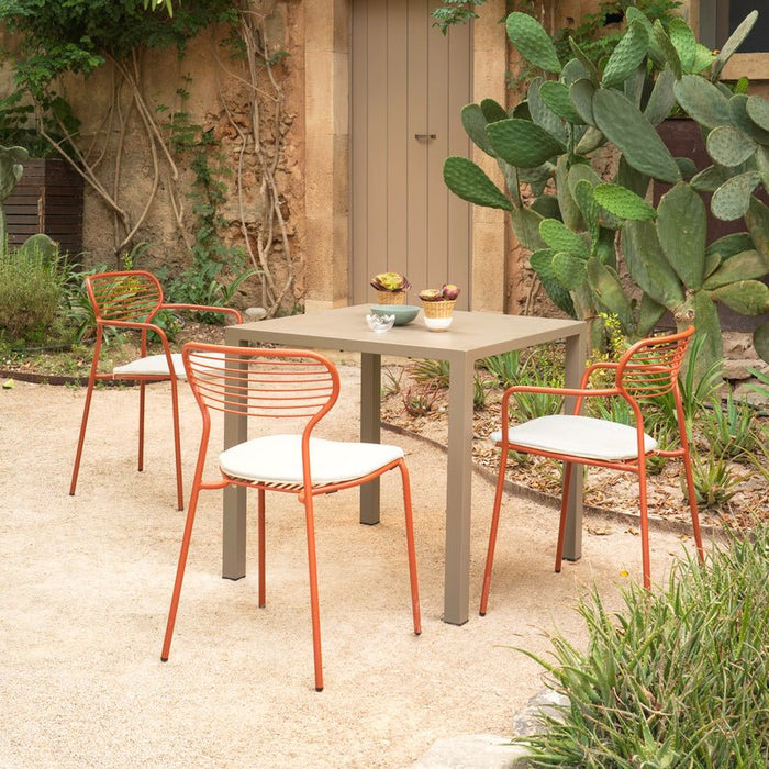 emu Apero 1301 Black Arm Chair - Nella Online