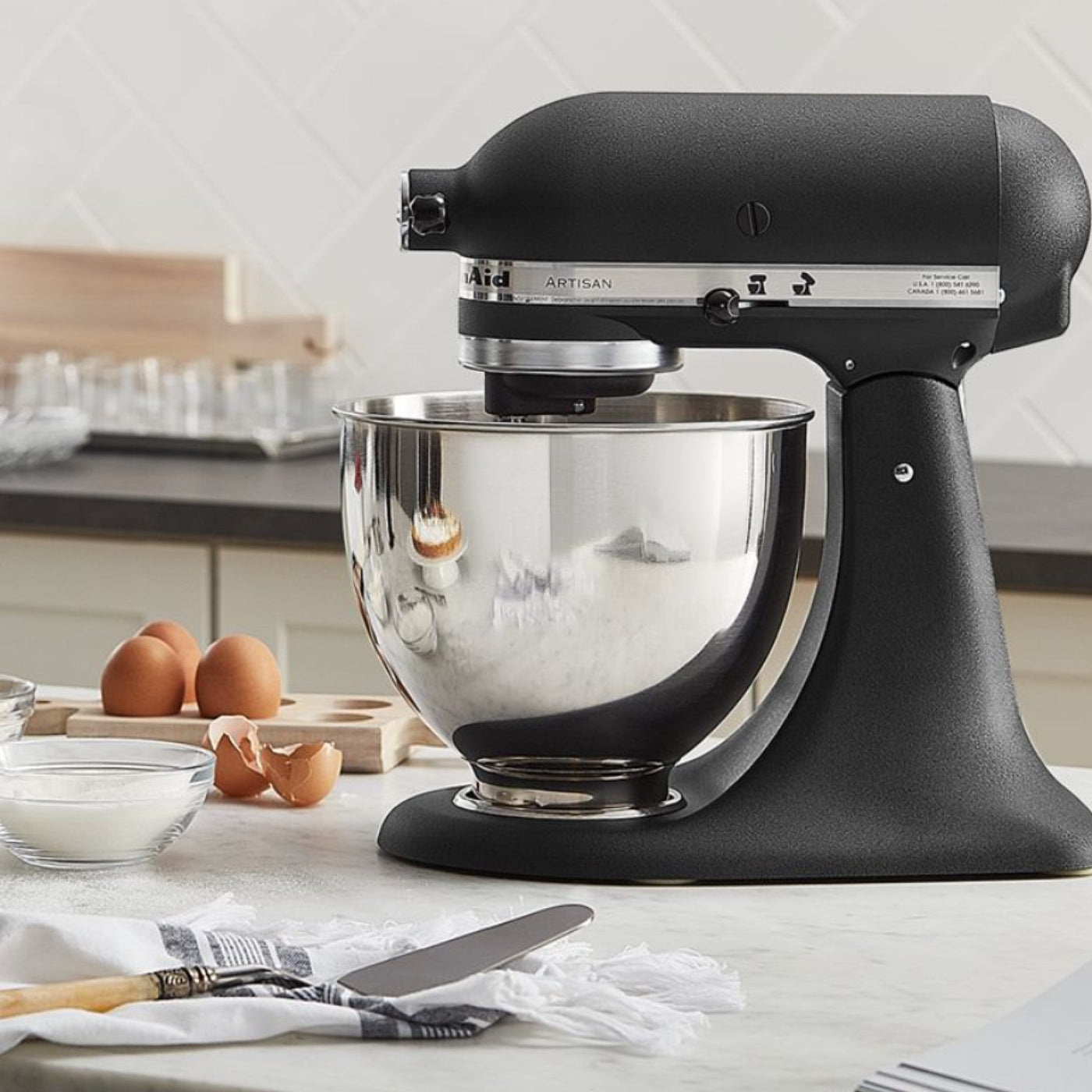 KitchenAid Cast Iron Black 5 Qt. Artisan Tilt Head Countertop Stand Mi — Nella Online